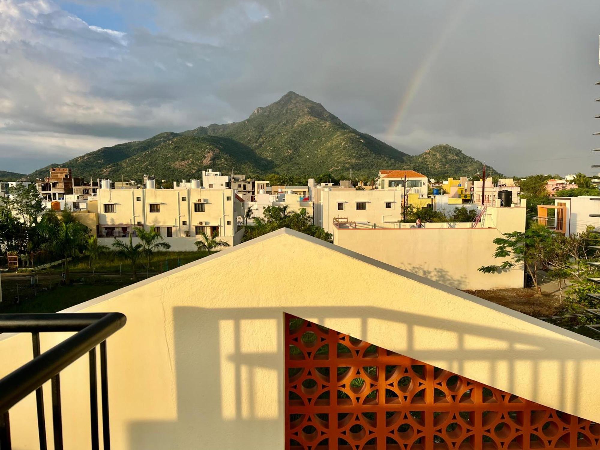 Guru Home Stay Near Sri Ramanasramam Тируваннамалай Экстерьер фото